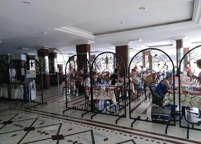 Otel Kleopatra Sunlight 3*