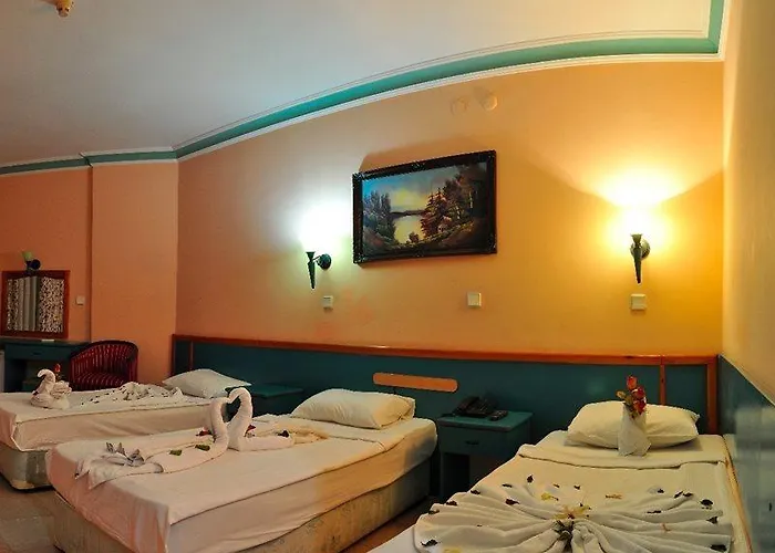 فندق Kleopatra Sunlight 3*